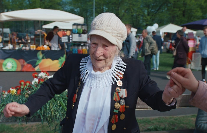 EWBA_still6.jpg